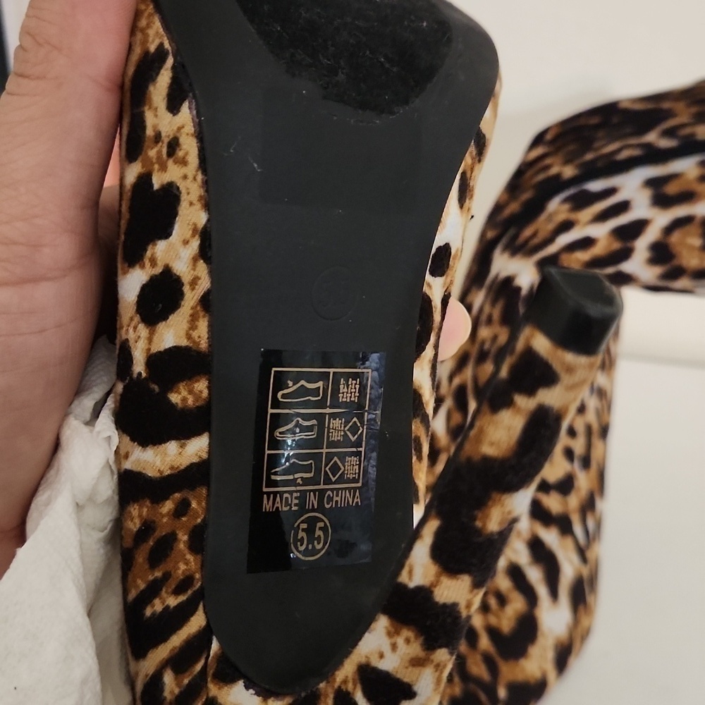 New Leopard print Boots Fall Winter Contemporary Formal Party Holidays Photos - Picture 11 of 11